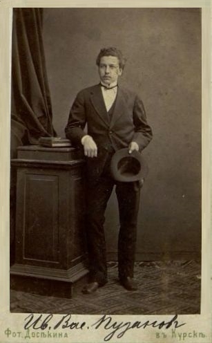 �������