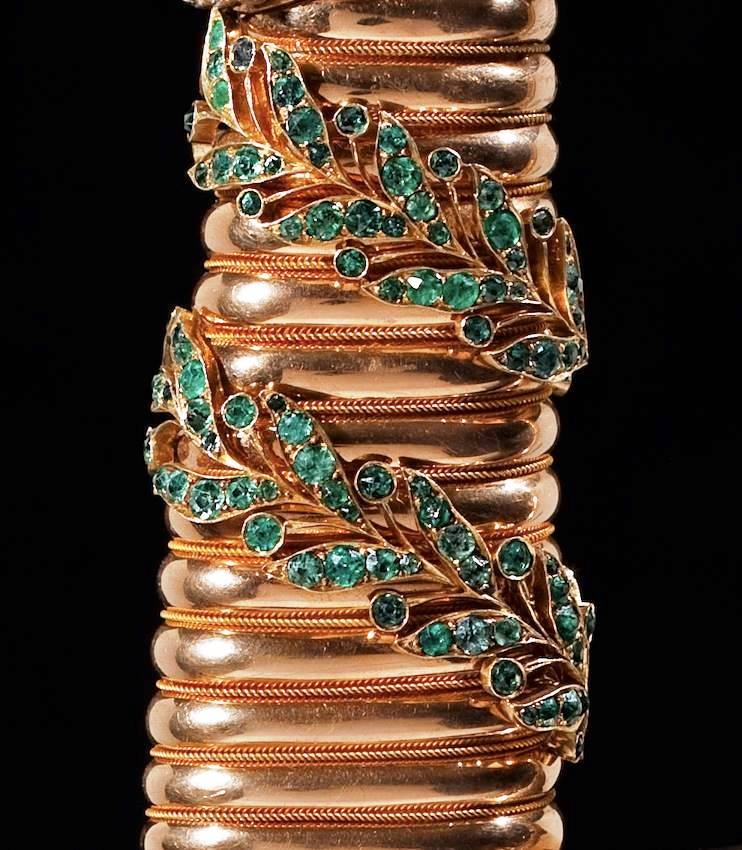 ����� �.�. ������������